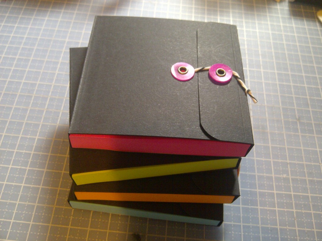 52 week book challenge Week 17 PostIt Note Holders Anjcraft